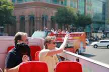 Đề xuất thí điểm thêm 2 tuyến buýt mui trần 2 tầng ở TPHCM