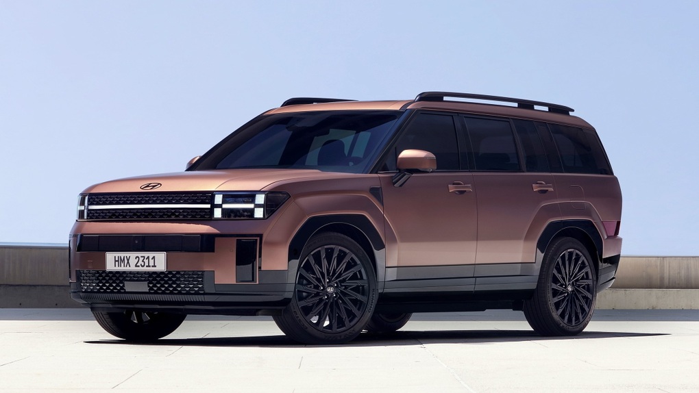 Hyundai Santa Fe 2024 thay đổi ngoạn mục, trông sang chảnh như Land Rover - 11 Hyundai Santa Fe 2024 thay đổi ngoạn mục, trông sang chảnh như Land Rover - 11