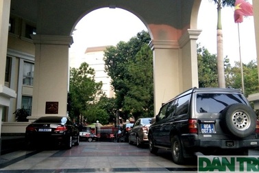 Bộ Tài chính dẫn đầu sở hữu ô tô công