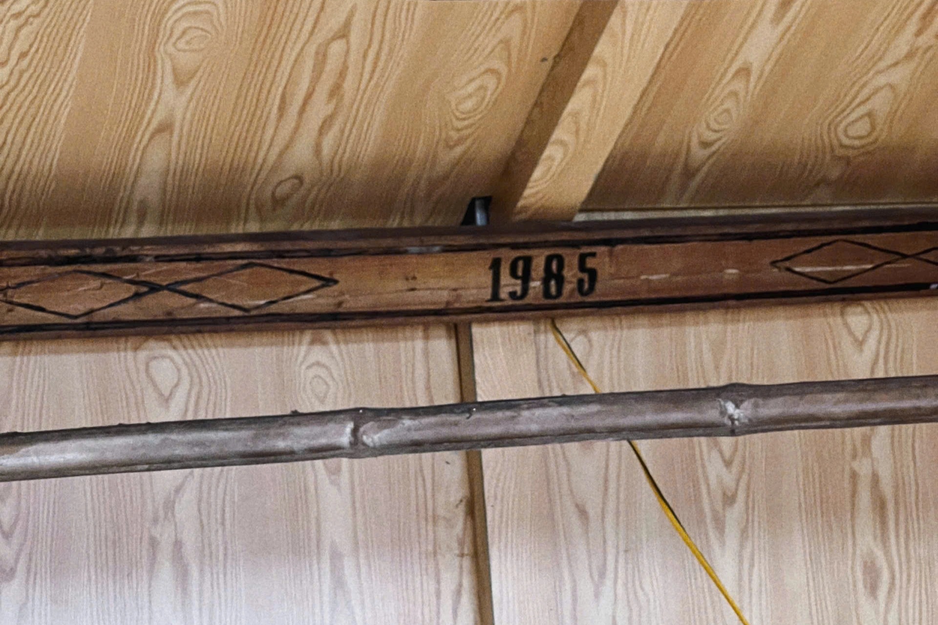Căn nhà xây năm 1985 lột xác chỉ với 50 triệu đồng khiến hàng xóm trầm trồ - 11