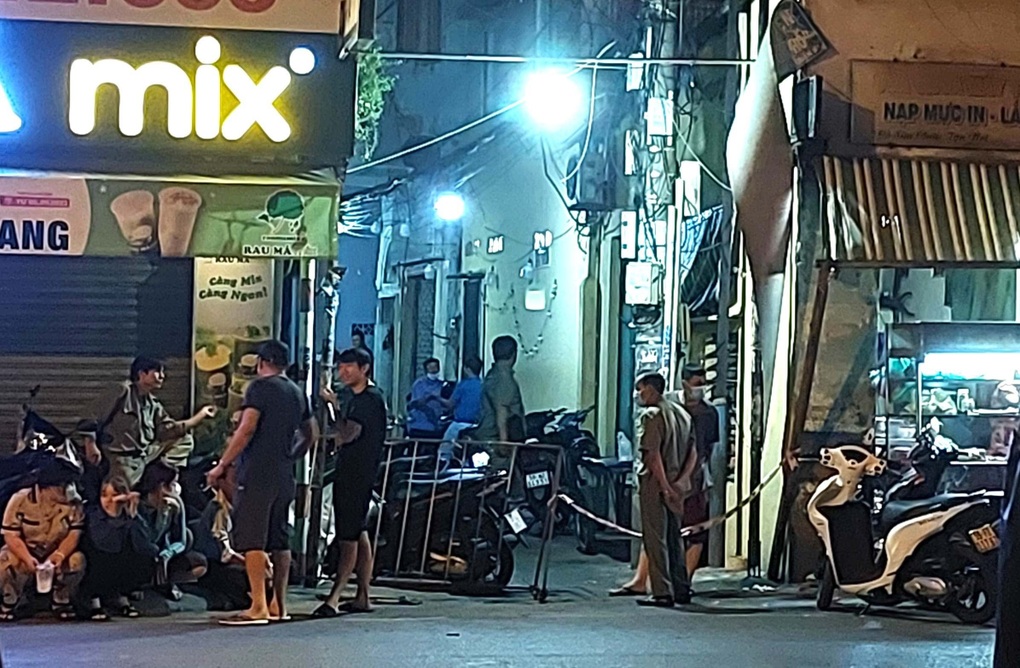 Anh trai sát hại em gái rồi tự sát ở TPHCM - 1 Anh trai sát hại em gái rồi tự sát ở TPHCM - 1