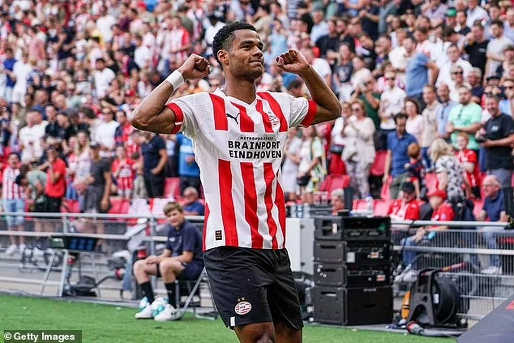 Man Utd gấp rút tìm tiền đạo để thay thế C.Ronaldo - 3 Man Utd gấp rút tìm tiền đạo để thay thế C.Ronaldo - 3