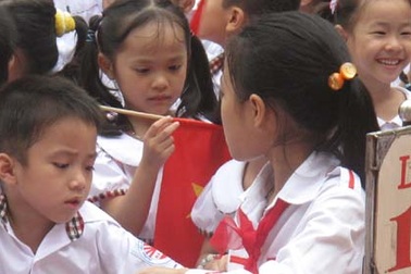 Hà Nội: 4 khoản thu đầu năm học mới mà phụ huynh cần biết