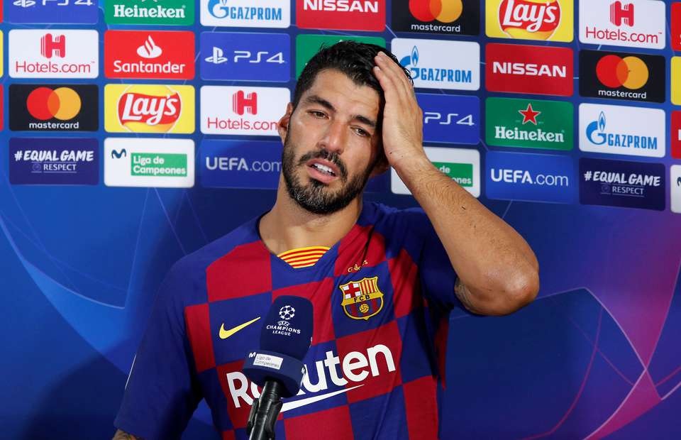 HLV Koeman lên tiếng về quyết định đẩy Luis Suarez khỏi Barcelona - 2 HLV Koeman lên tiếng về quyết định đẩy Luis Suarez khỏi Barcelona - 2