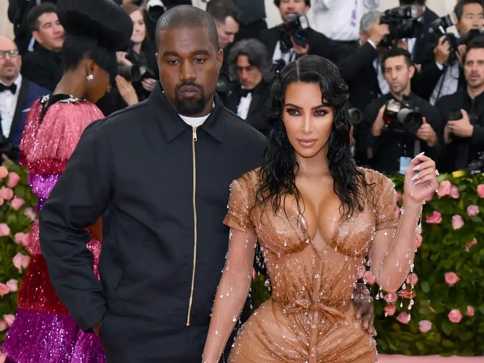 Kim Kardashian tiết lộ chồng bị rối loạn lưỡng cực - 1 Kim Kardashian tiết lộ chồng bị rối loạn lưỡng cực - 1