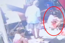 Xác định nguyên nhân người phụ nữ tử vong do ngã úp mặt vào chảo dầu