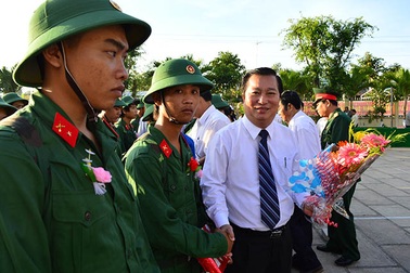 Sóc Trăng phủ nhận tin đồn "Chủ tịch tỉnh than không có xe đi"