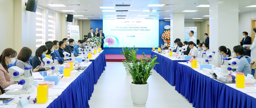 Bệnh viện Nam học và Hiếm muộn Hà Nội cùng Intesco tập huấn tối ưu trữ noãn - 2 Bệnh viện Nam học và Hiếm muộn Hà Nội cùng Intesco tập huấn tối ưu trữ noãn - 2