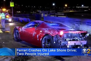 Thuê siêu xe Ferrari, thanh niên 22 tuổi ôm cua làm xe lật úp rồi bốc cháy