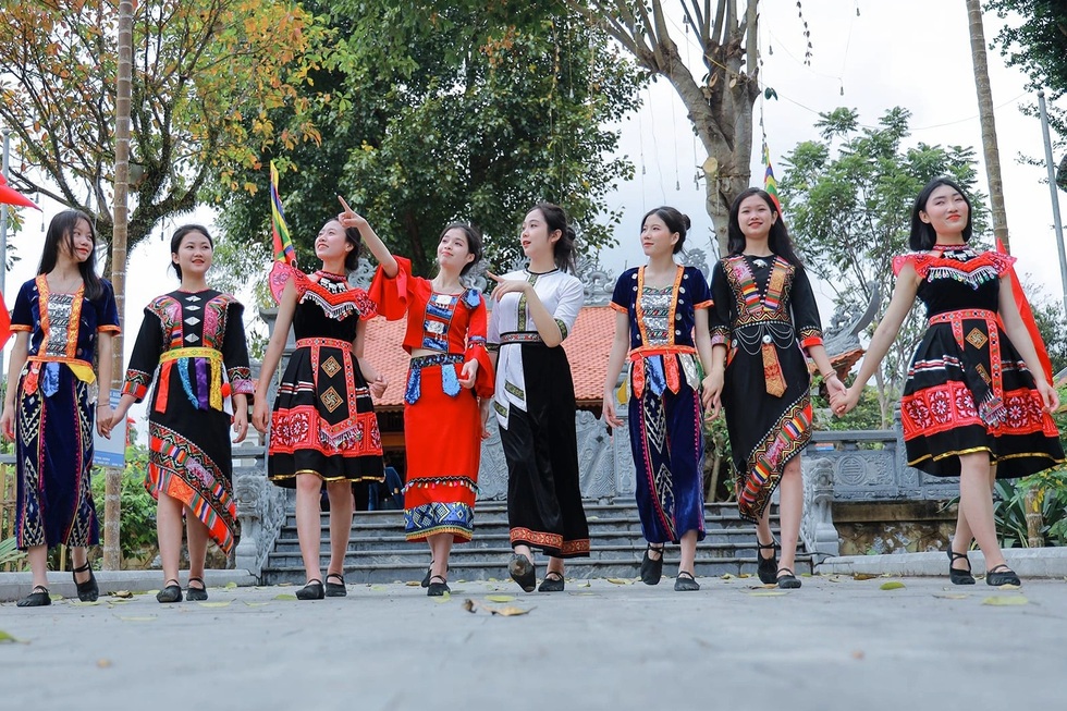 Những điều đặc biệt ở huyện rộng nhất Việt Nam, lớn hơn 3 tỉnh cộng lại - 4 Những điều đặc biệt ở huyện rộng nhất Việt Nam, lớn hơn 3 tỉnh cộng lại - 4
