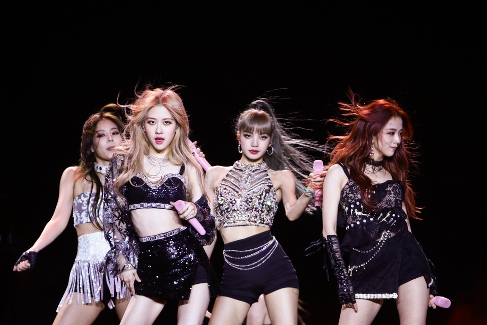 Vì sao Blackpink trở thành các cô gái vàng trong làng đồ hiệu? - 1 Vì sao Blackpink trở thành các cô gái vàng trong làng đồ hiệu? - 1