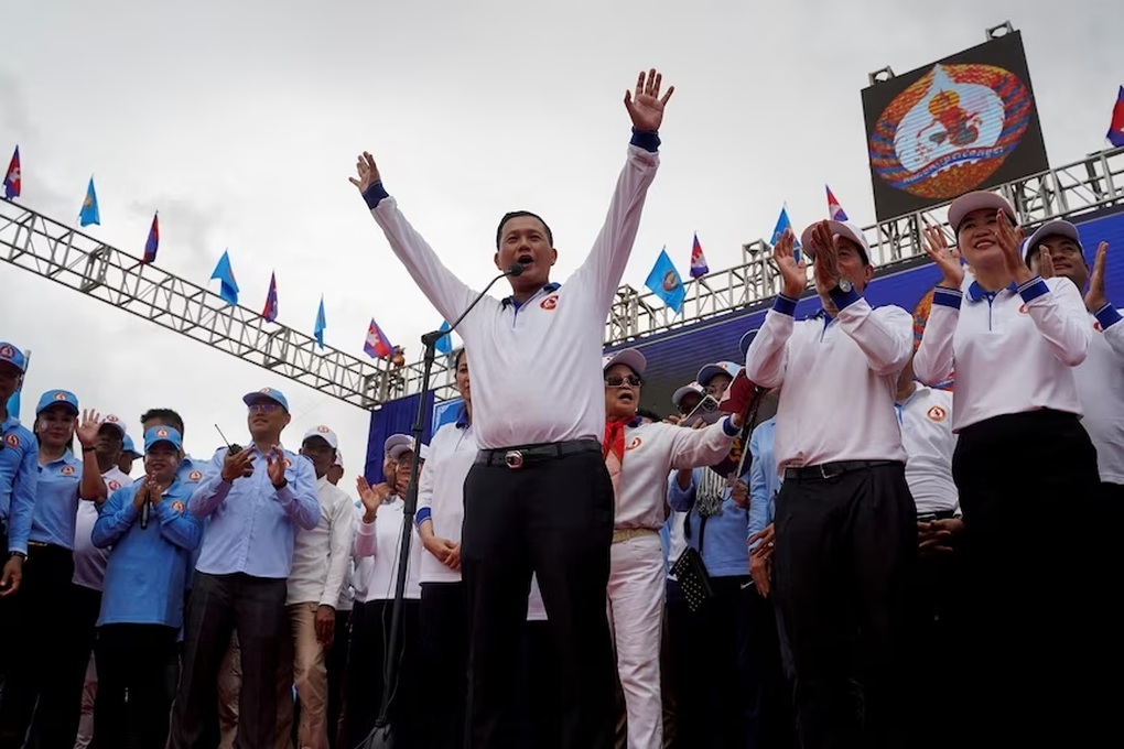 Chân dung Hun Manet, người có thể kế nhiệm ông Hun Sen sau bầu cử - 3 Chân dung Hun Manet, người có thể kế nhiệm ông Hun Sen sau bầu cử - 3
