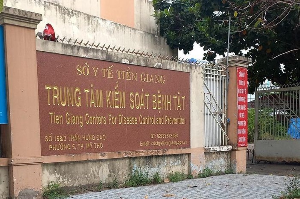 Giám đốc CDC nhận tiền của Việt Á nhưng khuyên người khác trả lại quà - 1 Giám đốc CDC nhận tiền của Việt Á nhưng khuyên người khác trả lại quà - 1