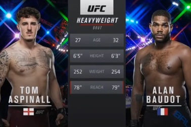 Võ sĩ điên cuồng lao vào đấm đối thủ không thể gượng dậy