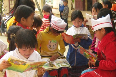 Thư viện trên... cây của học trò H'Mông