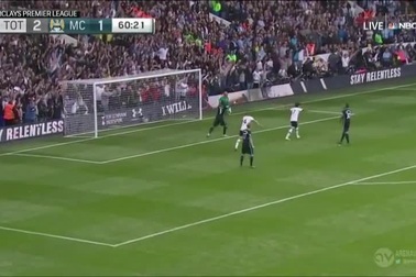 Hary Kane chấm dứt chuỗi trận tịt ngòi bằng bàn thắng việt vị