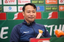 HLV Vũ Hồng Việt tiết lộ cách giúp Nam Định đánh bại Hà Nội FC