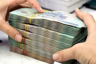 Khởi tố phóng viên nhận hối lộ
