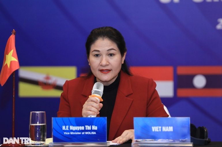 Thông tin lao động bức xúc vụ khống giá kít xét nghiệm hút dư luận tuần qua - 1 Thông tin lao động bức xúc vụ khống giá kít xét nghiệm hút dư luận tuần qua - 1