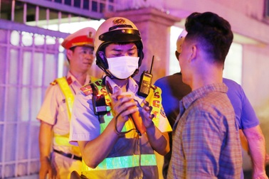 Gần 16.000 tài xế ở TPHCM vi phạm nồng độ cồn trong tháng 2