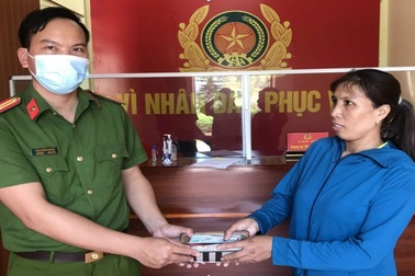 Bà mẹ có 2 con mắc bệnh hiểm nghèo tìm người mất hơn 30 triệu để trả lại