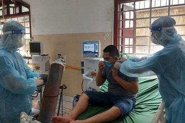 12 dấu hiệu cảnh báo cơ thể nhiễm SARS-CoV-2