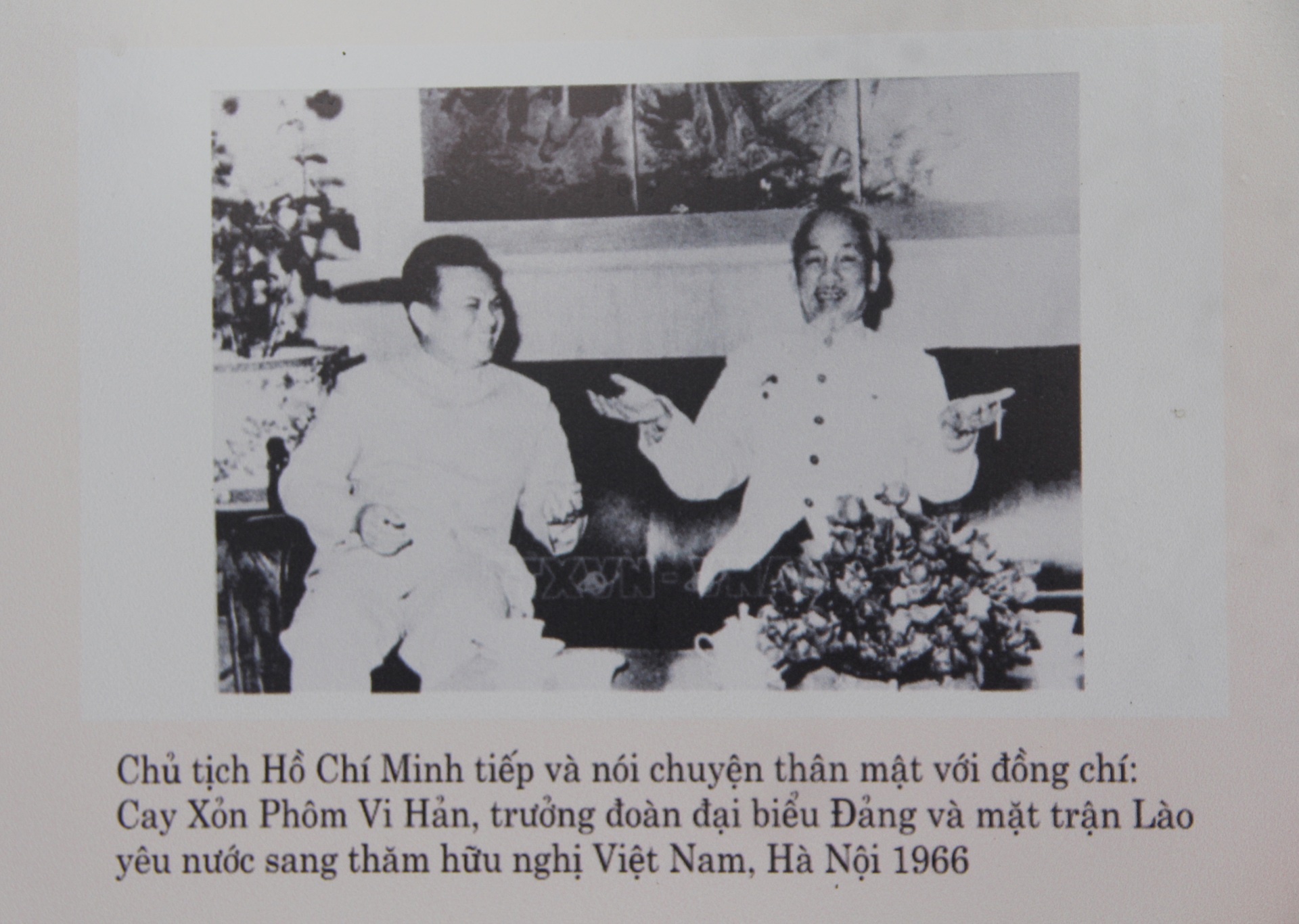 Tình đoàn kết Việt - Lào: Cao hơn núi, dài hơn sông, rộng hơn biển cả... - 2 Tình đoàn kết Việt - Lào: Cao hơn núi, dài hơn sông, rộng hơn biển cả... - 2