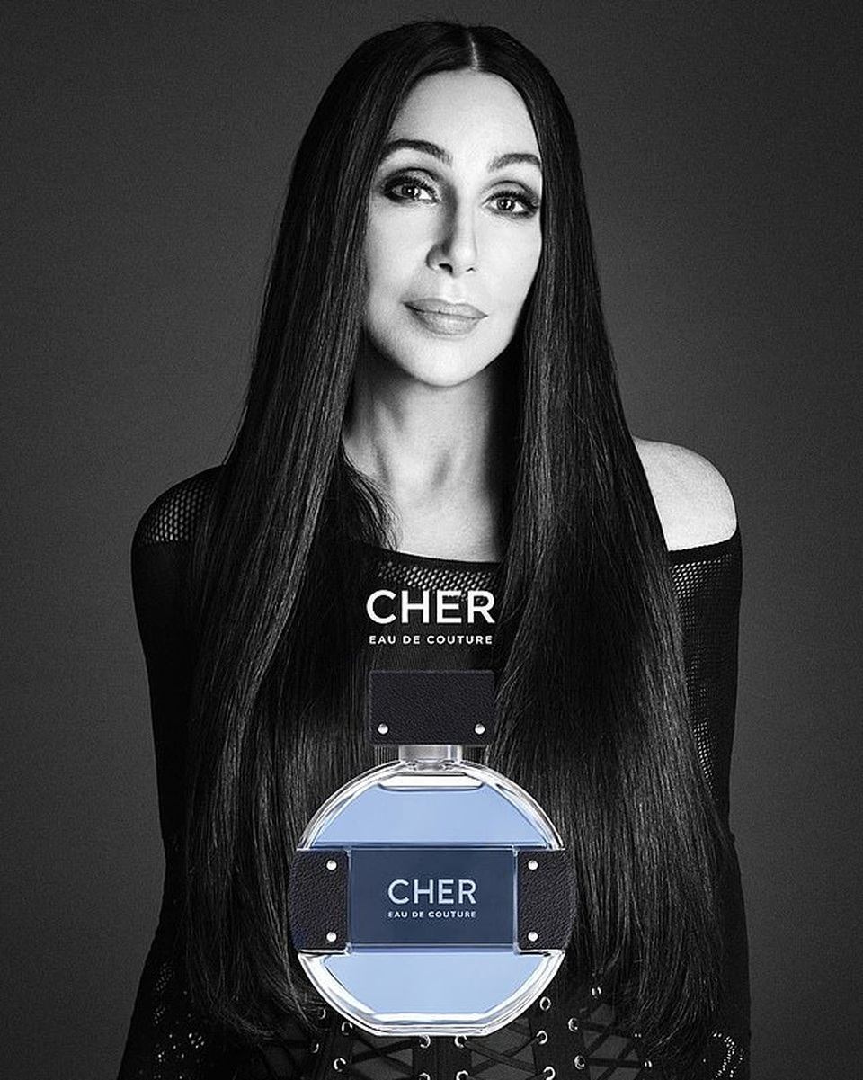 Kim Kardashian giống như bản sao của Cher - 2 Kim Kardashian giống như bản sao của Cher - 2