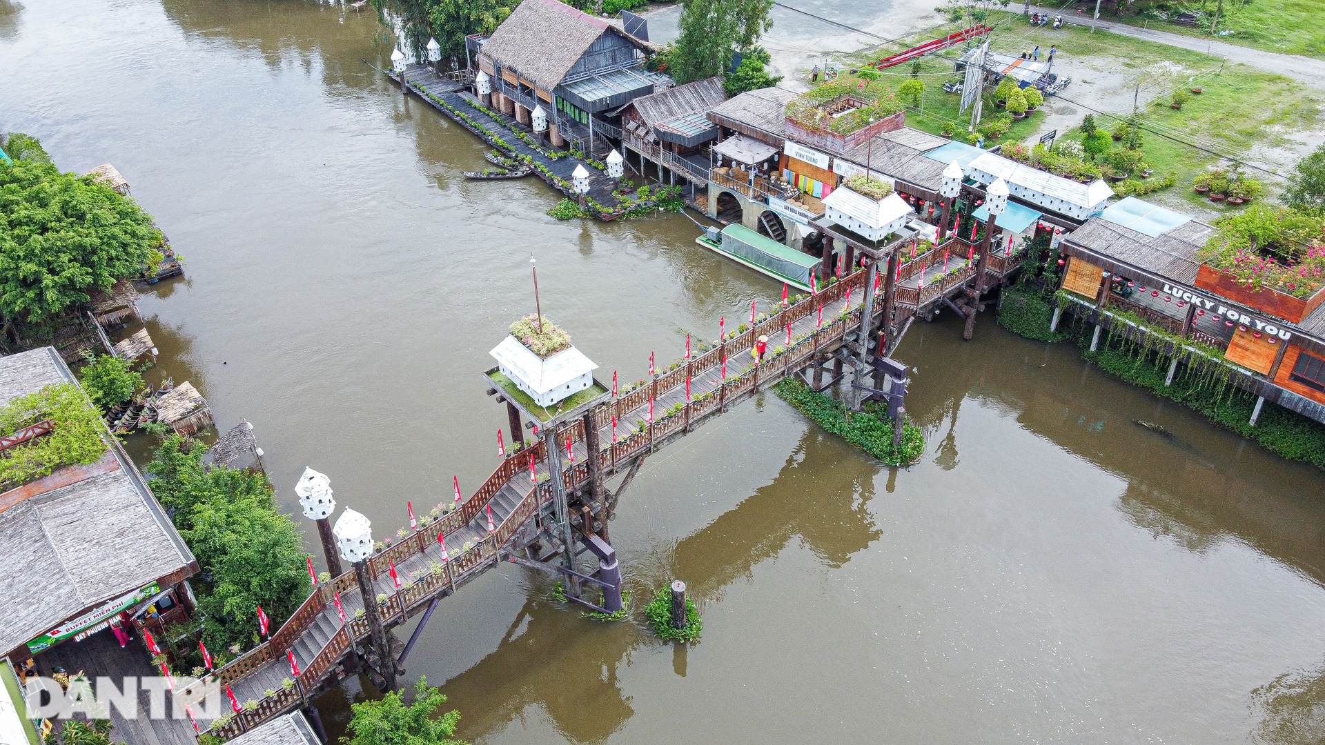 Ghé rừng tràm đẹp nhất miền Tây, nơi phim Đất rừng phương Nam bấm máy - 2 Ghé rừng tràm đẹp nhất miền Tây, nơi phim Đất rừng phương Nam bấm máy - 2