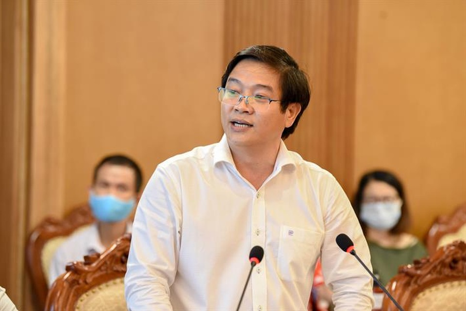 Phụ huynh lớp 1 “hụt hơi” vì bộ sách 807.000 đồng: Bộ GDĐT nói gì? - 1 Phụ huynh lớp 1 “hụt hơi” vì bộ sách 807.000 đồng: Bộ GDĐT nói gì? - 1