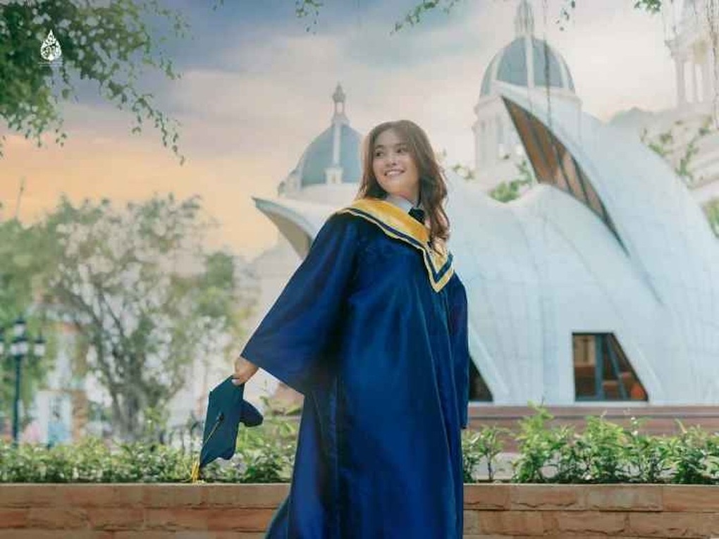 Nữ võ sĩ Campuchia xinh như thiên thần, vừa tốt nghiệp đại học ở Việt Nam - 4 Nữ võ sĩ Campuchia xinh như thiên thần, vừa tốt nghiệp đại học ở Việt Nam - 4