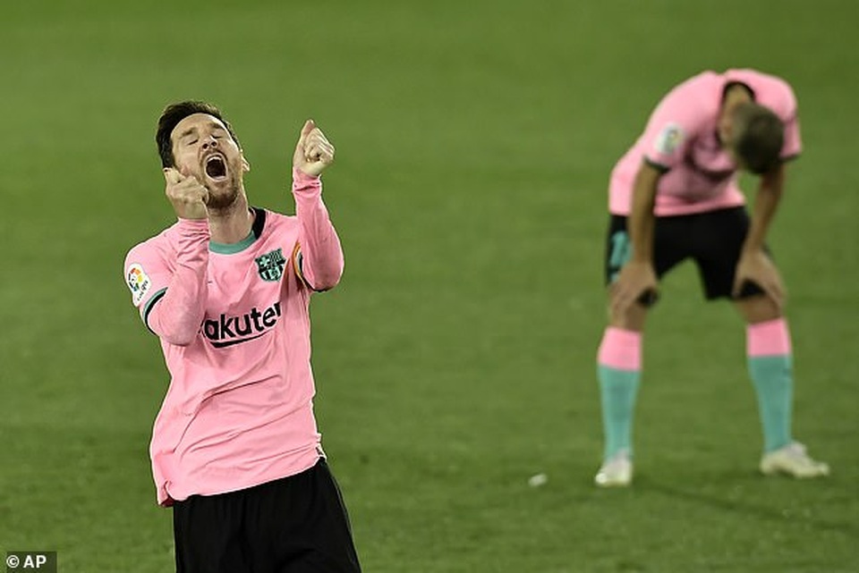 Messi gây thất vọng, Barcelona chia điểm cùng Alaves - 6 Messi gây thất vọng, Barcelona chia điểm cùng Alaves - 6