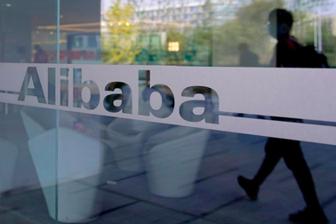 Alibaba hứa giảm các rào cản sau án phạt kỷ lục, cổ phiếu tăng mạnh