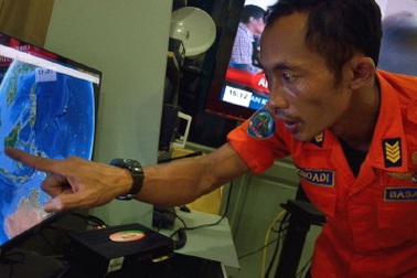 Hai chuyến bay mất tích MH370 và QZ8501 khác nhau thế nào?