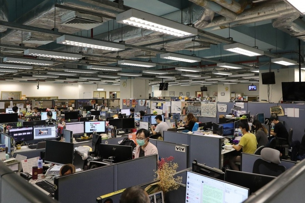 Tờ báo 26 năm tuổi tại Hong Kong nguy cơ bị khai tử - 1 Tờ báo 26 năm tuổi tại Hong Kong nguy cơ bị khai tử - 1