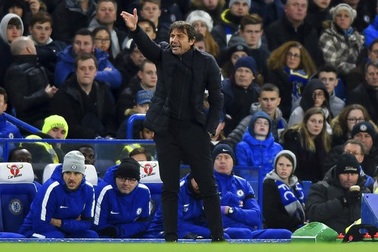 Chelsea - Newcastle: Đặt bẫy "Chim chích chòe"