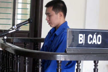 Đi mua vịt, hiếp dâm con gái chủ nhà