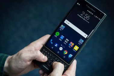 Sự trở lại “ngược đời” của 2 gã khổng lồ một thời Nokia, BlackBerry