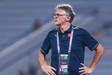 Chuyên gia: "HLV Troussier sẽ giúp Việt Nam chơi đa dạng hơn thời ông Park"