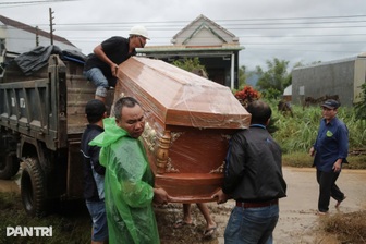 Xã Hòa Thịnh xác nhận 23 người chết do lũ, bác tin đồn "hàng trăm người"
