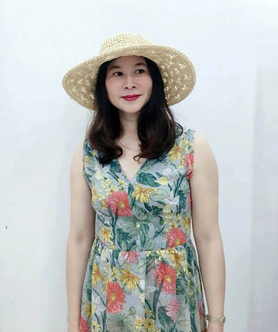 Khuôn mặt hằn vết đồ bảo hộ của nữ bác sĩ chống dịch Covid-19 - 4 Khuôn mặt hằn vết đồ bảo hộ của nữ bác sĩ chống dịch Covid-19 - 4