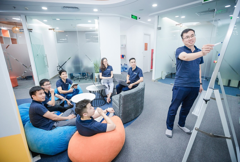 Vingroup đào tạo kỹ sư trí tuệ nhân tạo và khoa học dữ liệu - 2 Vingroup đào tạo kỹ sư trí tuệ nhân tạo và khoa học dữ liệu - 2