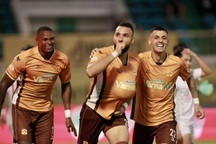 HAGL khiến Thể Công Viettel tan mộng vô địch, Bình Dương hòa CLB Quảng Nam