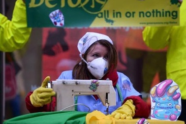 Tìm thấy nhiều chất nguy hiểm trong quần áo trẻ em từ Trung Quốc