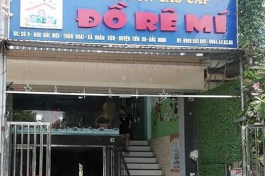 Vụ bé 3 tuổi nghi bị bỏ quên trên xe đưa đón: Tạm đình chỉ cơ sở giáo dục