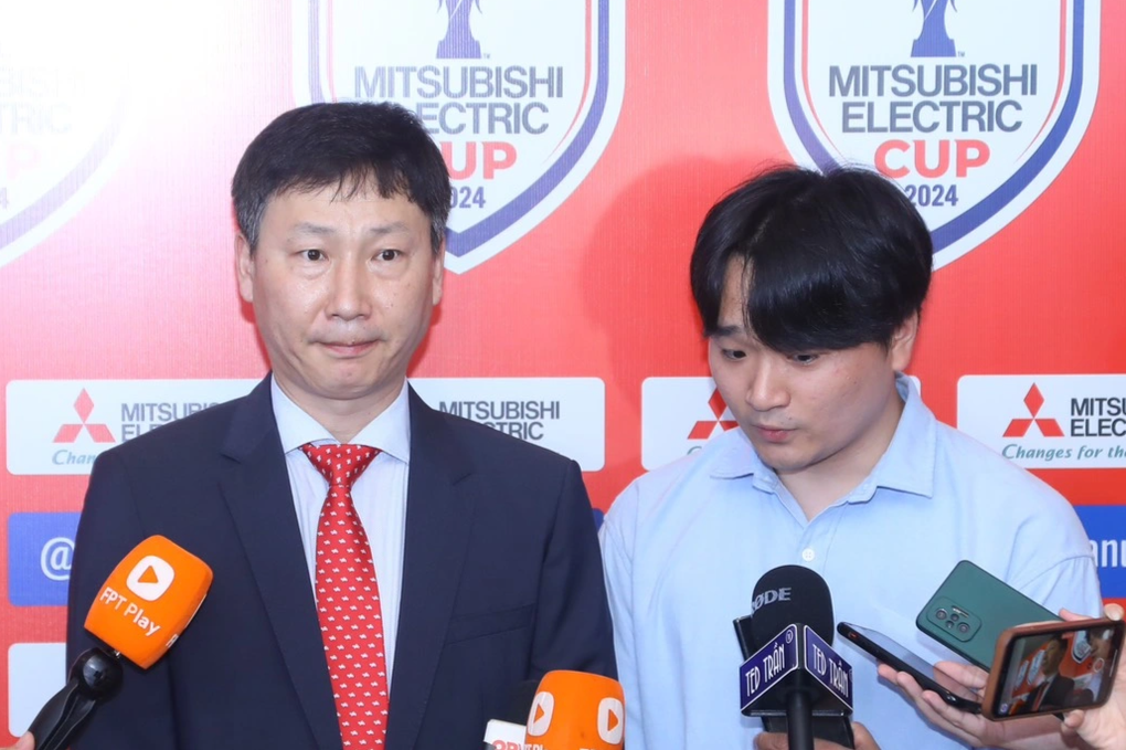 HLV Kim Sang Sik tuyên bố mạnh mẽ về mục tiêu của tuyển Việt Nam ở AFF Cup - 1 HLV Kim Sang Sik tuyên bố mạnh mẽ về mục tiêu của tuyển Việt Nam ở AFF Cup - 1