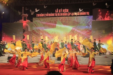 Mảnh đất khốc liệt “81 ngày đêm Thành Cổ” đón nhận Huân chương Lao động hạng Nhất