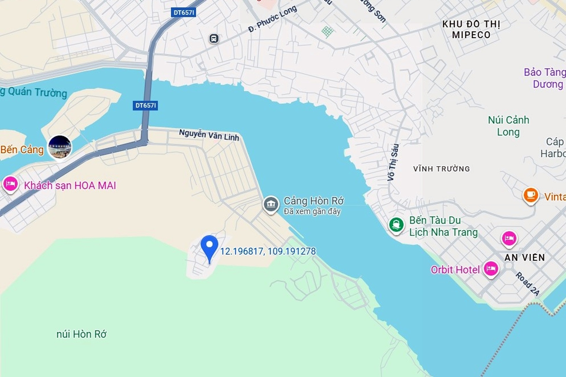 Sơ tán khẩn cấp hàng trăm hộ dân xóm Núi, nơi từng sạt lở làm 11 người chết - 11