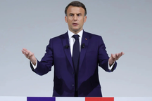 Tổng thống Pháp ủng hộ cấm trẻ dưới 11 tuổi dùng điện thoại thông minh