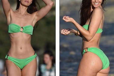 Jennifer Metcalfe gợi cảm trên thảm đỏ